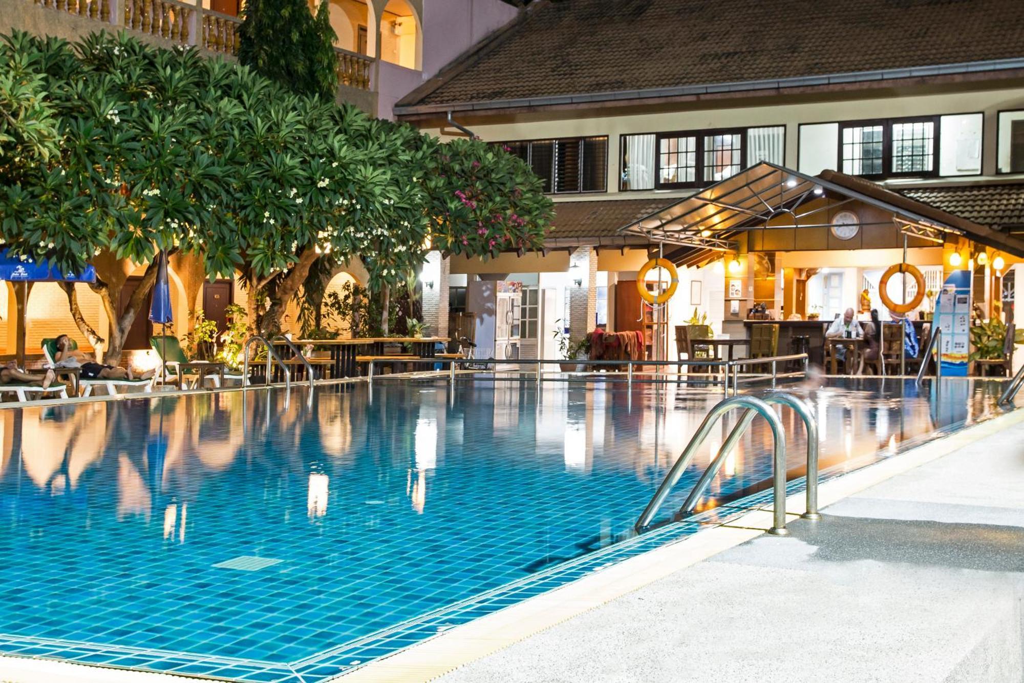 S Lodge Pattaya Formally Sabai Lodge Экстерьер фото